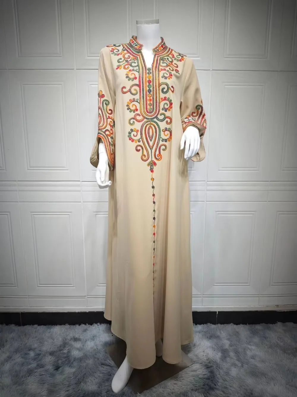 Embroidered Maxi Abaya