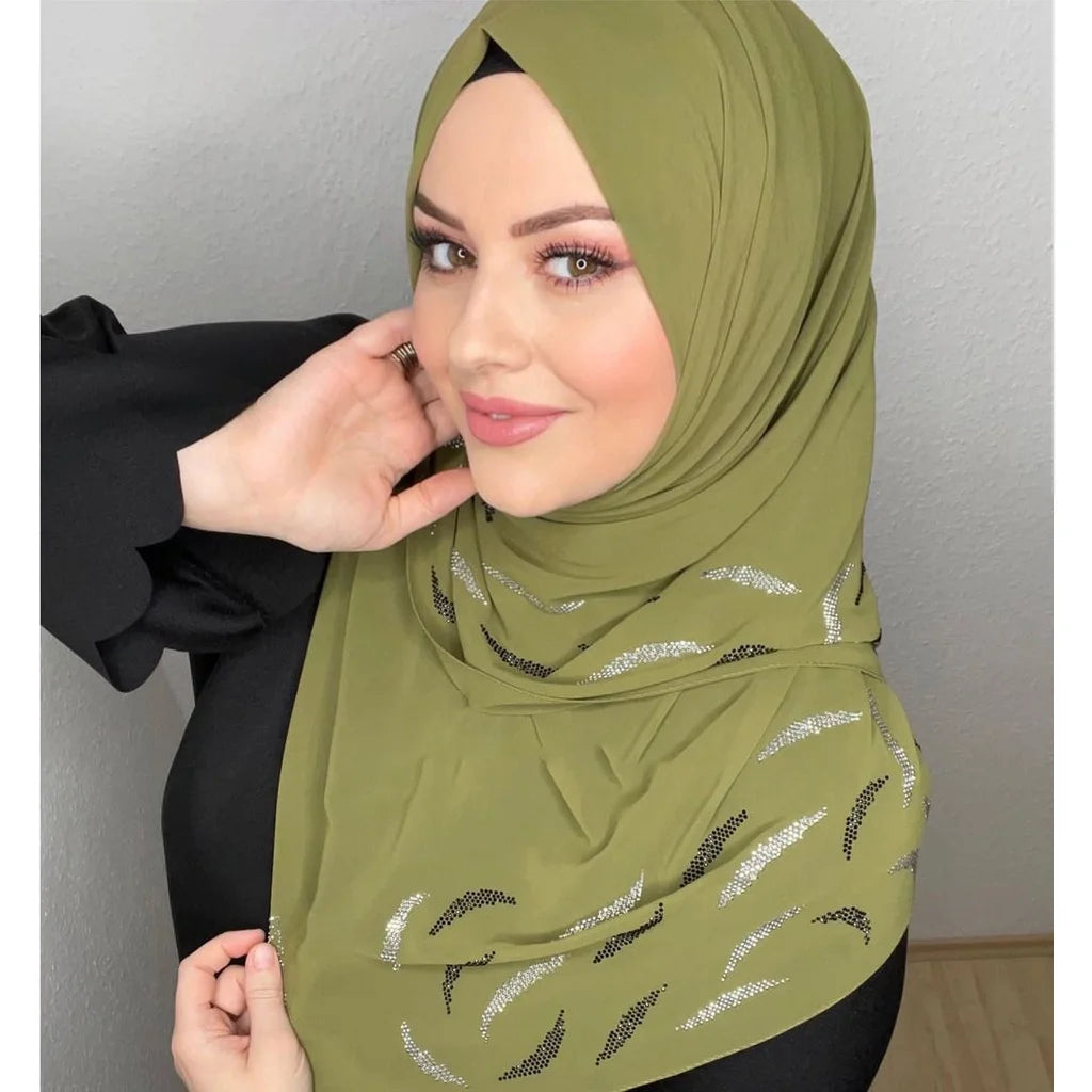 حجاب شيفون فاخر بالترتر والكريستال — إطلالة مميزة للمناسبات
